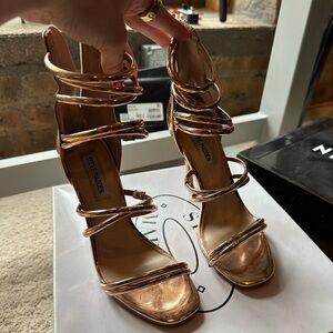 Steve Madden rose gold heels